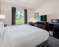 Cobblestone Hotel & Suites - Urbana (Urbana, USA)