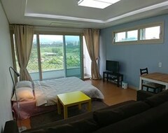 Koko talo/asunto Ara Stay Pension (Jeju-si, Etelä-Korea)