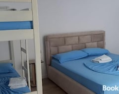 Khách sạn Vila Brilant (Vlorë, Albania)