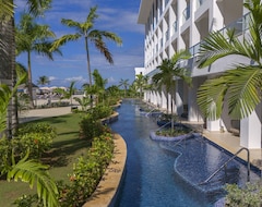 Hotel Royalton White Sands (Falmouth, Jamaica)