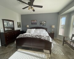 Toàn bộ căn nhà/căn hộ Newly Renovated 2 Bedroom, 2 Bath Snow Birds Getaway!! (Sun City West, Hoa Kỳ)