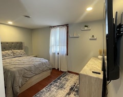 Koko talo/asunto Comfy Cozy 3 Bedroom 2 Bathroom Unit In University City - Long Or Short Term (Philadelphia, Amerikan Yhdysvallat)