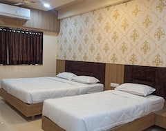 Khách sạn Hotel New Delhi Darbar Executive (Jalgaon, Ấn Độ)
