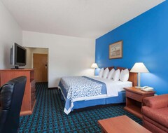 Hotel Days Inn & Suites By Wyndham Cambridge (Cambridge, USA)