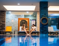 Hotelli Elegance Resort Spa & Wellness-Aqua (Yalova, Turkki)