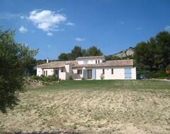 Toàn bộ căn nhà/căn hộ Villa With Pool In Pélissanne, 25 Km Aix En Provence, 45 Km Arles (Pélissanne, Pháp)