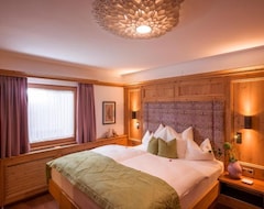 Khách sạn Alpin Hotel Garni Eder - Private Living (Mayrhofen, Áo)