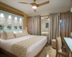 Otel Santa Maria Suites (Key West, ABD)