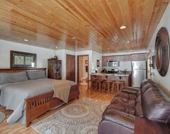 Toàn bộ căn nhà/căn hộ Cozy Streamside Studio - 2 Mi To Taos Ski Resort! (Taos Ski Valley, Hoa Kỳ)