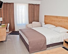 Hotel mobilehome Holiday Resort San Marino (Lopar, Croatia)