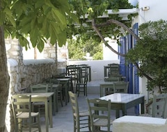 Hotel Aegeon (Parikia, Greece)