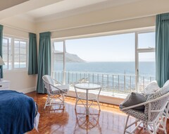 Hotel Sunny Cove Manor (Fish Hoek, South Africa)