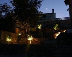 Koko talo/asunto Casa Lara - Villa Mer/montagne Vue Imprenable Avec Piscine Privée Et Wi Fi (Orba, Espanja)
