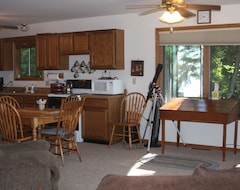 Entire House / Apartment Quiet Cabin On The Lake (Harrisville, USA)