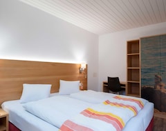 Family Suite With Breakfast, Balcony And Mountain View, 2 Br - Hotel Garni Leithner (Pertisau, Austrija)