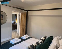 Toàn bộ căn nhà/căn hộ Luxury Cromer Cottage With Hot Tub & Log Burner In Town (Cromer, Vương quốc Anh)