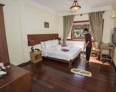 Hotel River Top Lodge (Ngapali Beach, Myanmar)