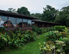 Khách sạn Arenal Lodge (Arenal, Costa Rica)