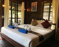 Khách sạn Bannmai Resort (Khao Sok, Thái Lan)