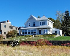 Toàn bộ căn nhà/căn hộ Providence Beach Front Cottage (East Providence, Hoa Kỳ)
