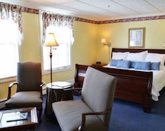 Hotel Stafford's Bay View Inn (Petoskey, USA)