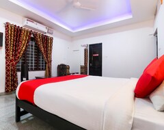 Hotel OYO 14270 Marottickal Residency (Kochi, India)