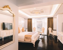 Khách sạn Lafaayette Luxury Suites (Baguio, Philippines)