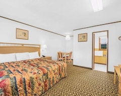 Khách sạn Affordable Stay At Knights Inn Pine Grove! Minutes Away From Sweet Arrow Lake! (Pine Grove, Hoa Kỳ)
