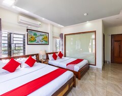 Oyo 415 Nice House Hotel (Da Nang, Vietnam)