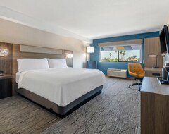 Khách sạn Holiday Inn Express San Diego South - National City, An Ihg Hotel (National City, Hoa Kỳ)