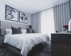 The Catalyst Apartment Hotel By Newmark (Sandton, South Africa)