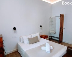 Aparthotel Loft Miraflores Nice And Cozy Guest House (Sevilla, Španjolska)