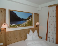 Khách sạn Alpen Appartements Zauchensee (Altenmarkt im Pongau, Áo)