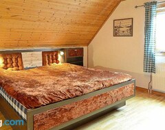 Toàn bộ căn nhà/căn hộ Four-bedroom Holiday Home In Mellerud (Mellerud, Thụy Điển)