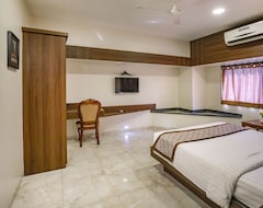 Khách sạn 24 Seven (Nashik, Ấn Độ)