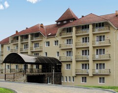 Hotel Reikartz Polyana (Uzhhorod, Ukraine)