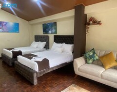 HOTEL ORILLAS DEL ZAMORA (Zamora, Ecuador)