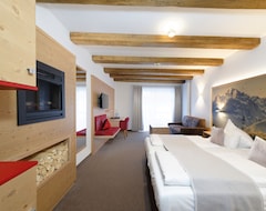 Khách sạn Comfort Room - Hotel Alte Post (Oberammergau, Đức)