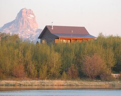 Hele huset/lejligheden Open The Door To Your Montana Adventure! (Babb, USA)