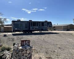 Cijela kuća/apartman Modern Camper Close To Glamis Sand Dunes (Winterhaven, Sjedinjene Američke Države)