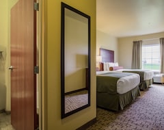 Cobblestone Hotel & Suites - Orrville (Orrville, USA)
