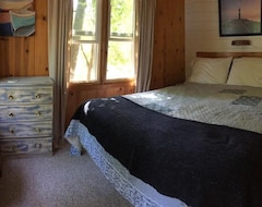 Toàn bộ căn nhà/căn hộ Beautiful Lakeside Cabin On Private Lake (Pine River, Hoa Kỳ)