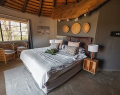Khách sạn Nsala Wilderness Camp (Hoedspruit, Nam Phi)
