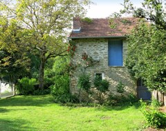 Toàn bộ căn nhà/căn hộ Vacation Home Peuchaud (hvi118) In Saint-sulpice-les-feuilles - 9 Persons, 4 Bedrooms (Saint-Sulpice-les-Feuilles, Pháp)