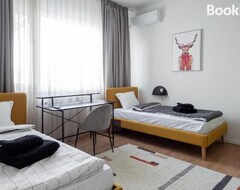 Cijela kuća/apartman Central Apartment Parking Two Bedrooms Sky Terrace (Sofija, Bugarska)
