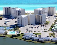Khách sạn Shoreline Towers By Holiday Isle (Destin, Hoa Kỳ)