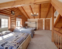 Toàn bộ căn nhà/căn hộ New! Secluded Cabin On 3 Acres W/rustic Fireplace! (Lake Isabella, Hoa Kỳ)