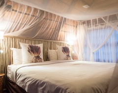 Hotel Rhino River Lodge (Hluhluwe, Sydafrika)