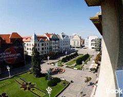Koko talo/asunto Luxurious Apartment, Best View (Timisoara, Romania)