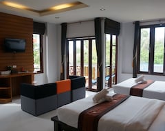 Hotel Lanta Intanin Resort (Koh Lanta City, Tailandia)